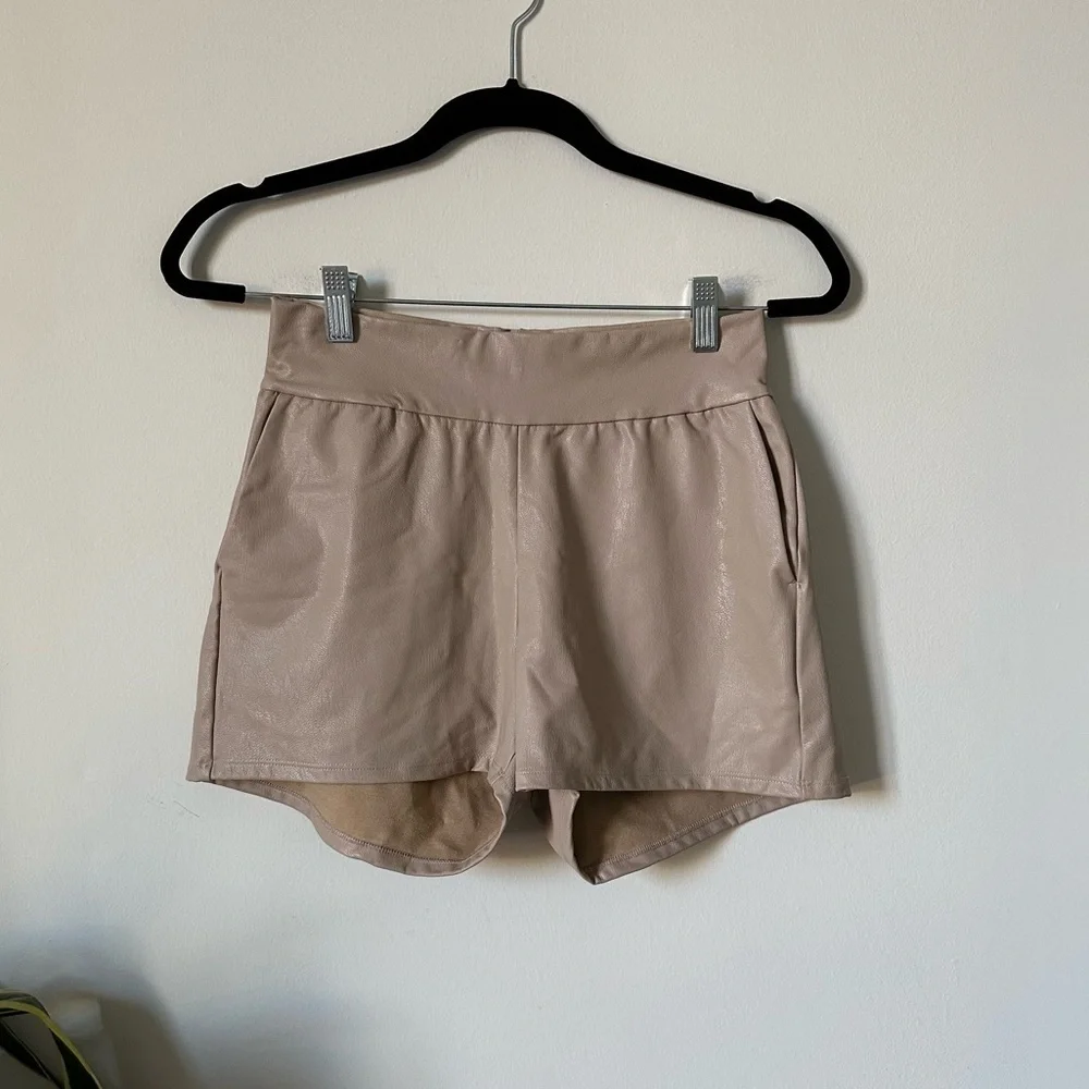 Commando Sand Faux Leather Pull On Shorts Relaxed Fit Pockets Size XS